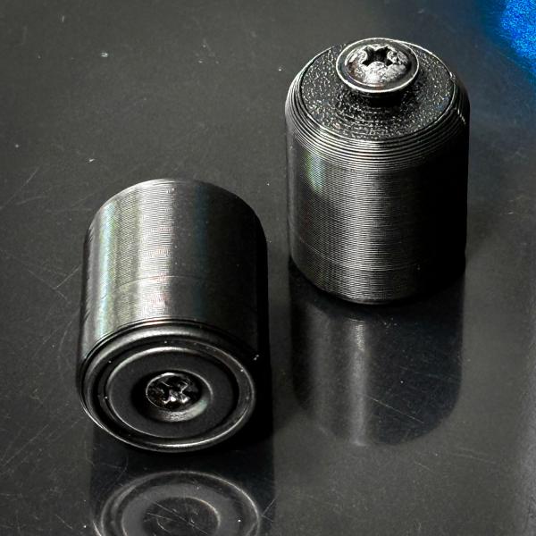 FP-TRIMMGNT Haltemagnet Seitenverkleidung Ford Mustang LAE